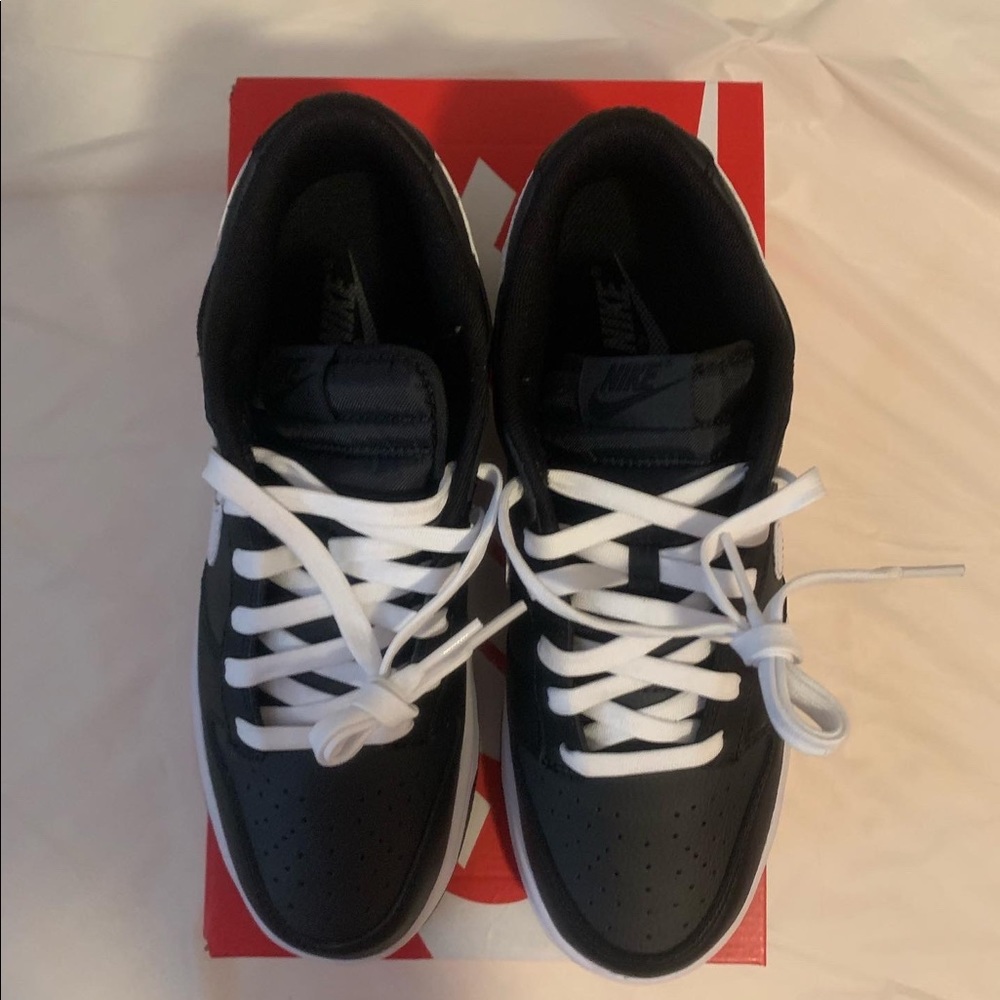 Nike Dunks Reverse Pandas - image 3